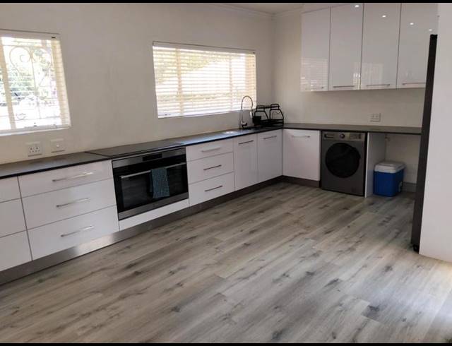 3 BEDROOM HOUSE FOR SALE IN ALBEMARLE